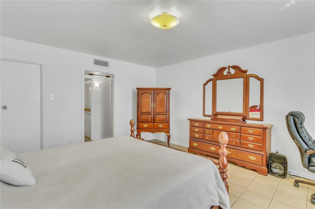 2727 Briarhurst Drive #2, Houston, Texas image 11