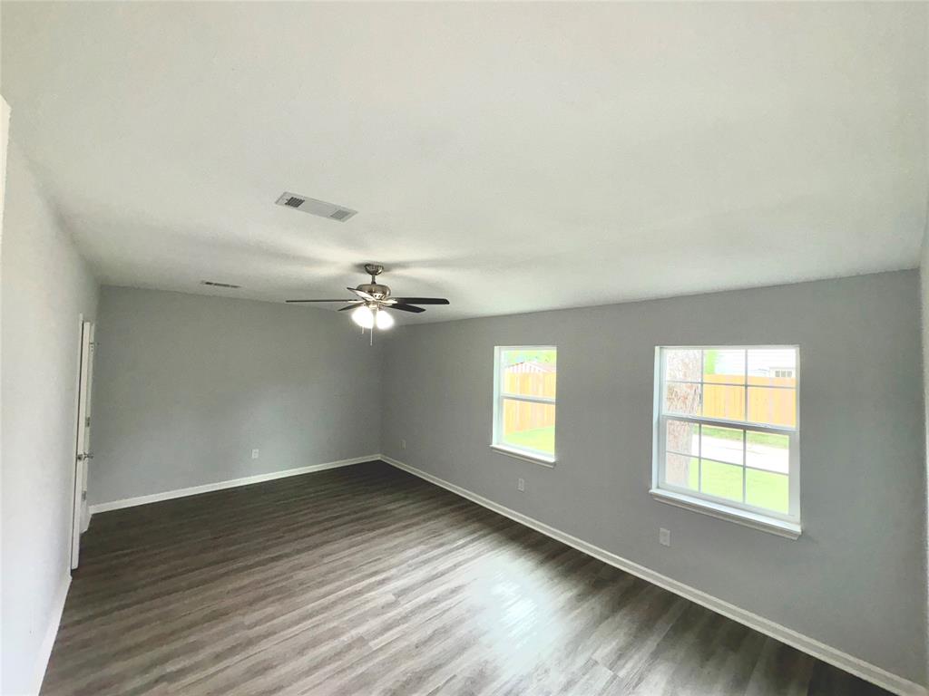 1707 Wilburn Dr, Baytown, Texas image 4