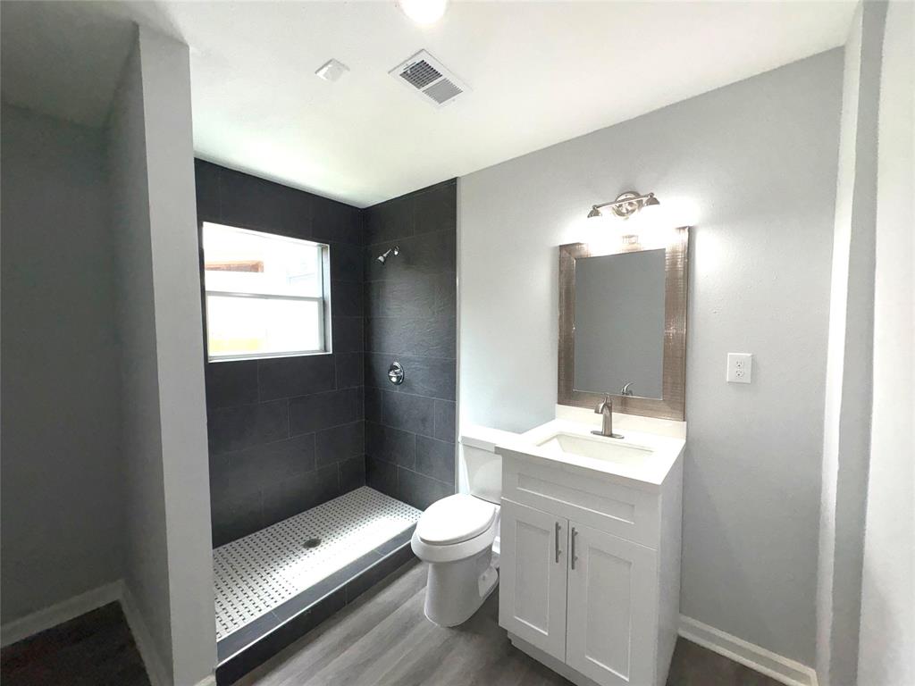 1707 Wilburn Dr, Baytown, Texas image 11