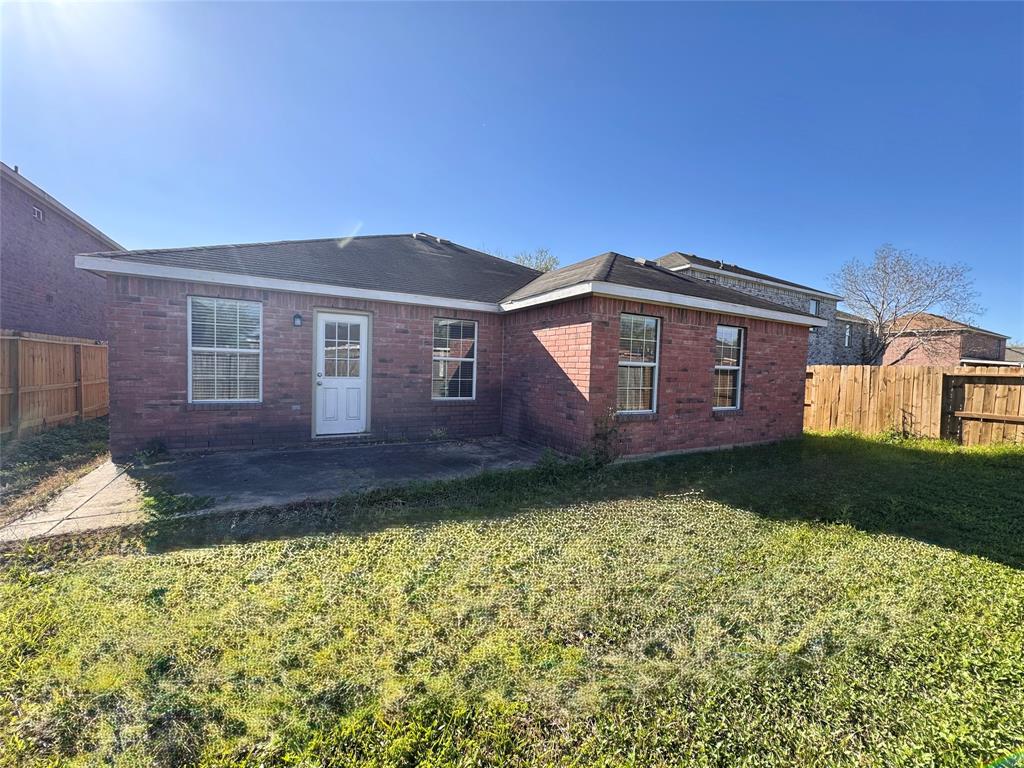 5509 Rio Ramos Street, Rosharon, Texas image 7