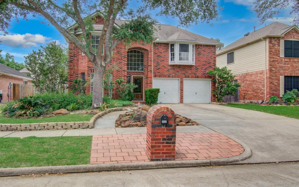 3635 Lakearies Lane, Katy, Texas image 1