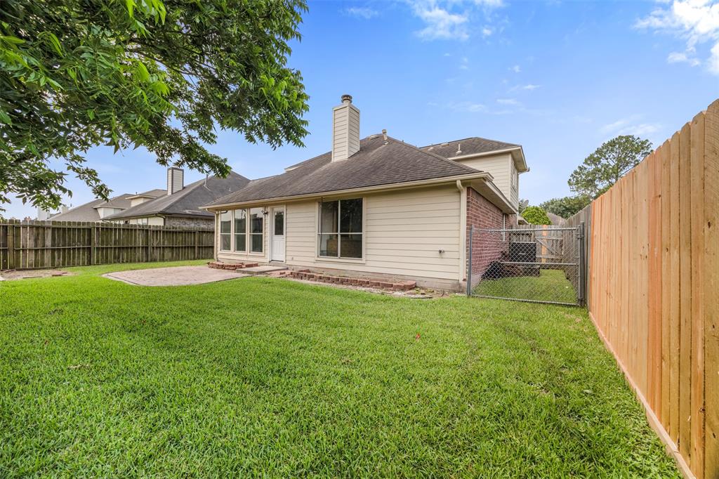 14531 County Cress Drive, Houston, Texas image 33