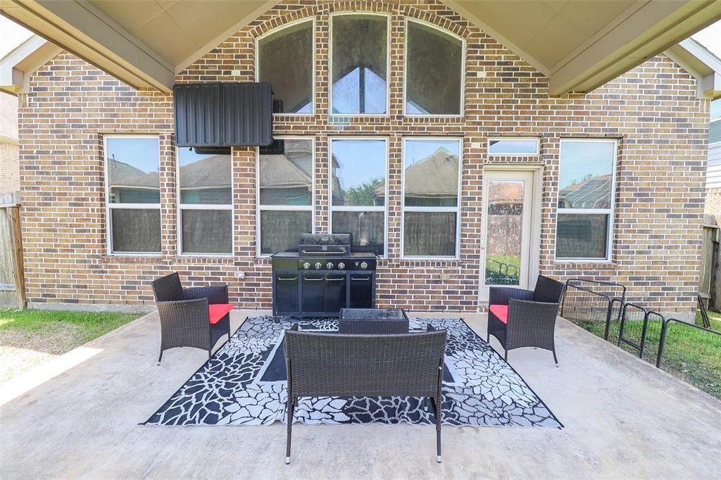 9911 Clear Diamond Drive, Rosharon, Texas image 32