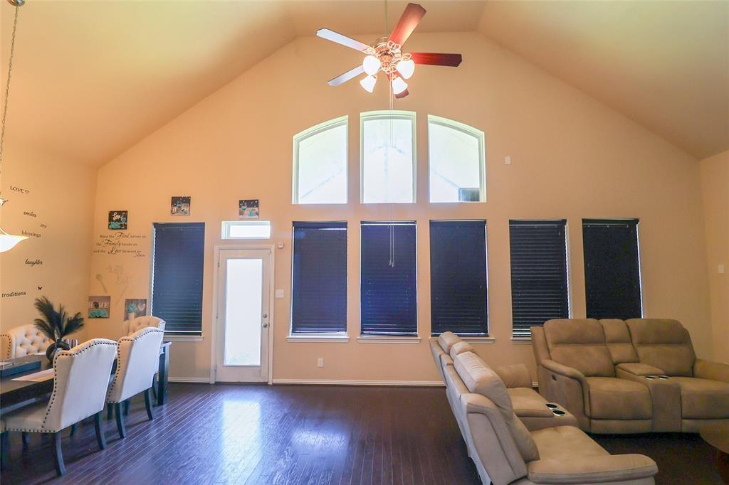 9911 Clear Diamond Drive, Rosharon, Texas image 10