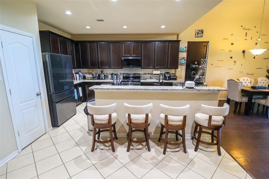 9911 Clear Diamond Drive, Rosharon, Texas image 7