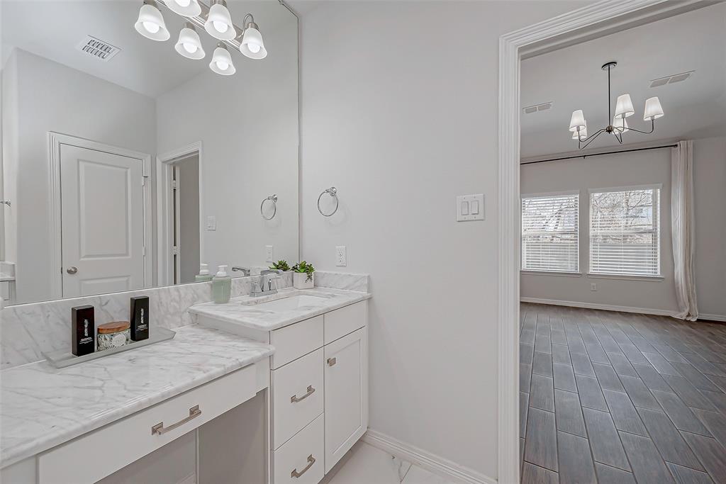 8934 Stanley Oak Drive, Missouri City, Texas image 28