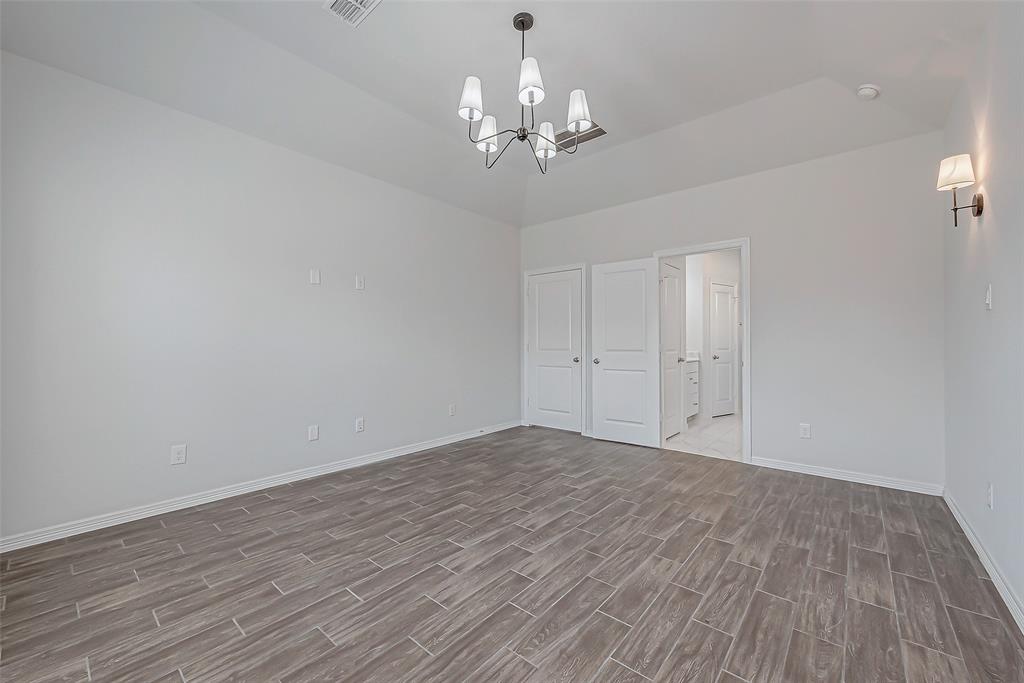 8934 Stanley Oak Drive, Missouri City, Texas image 24