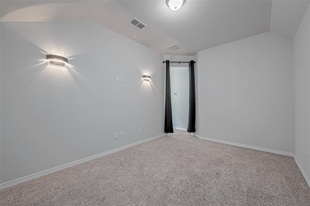 8934 Stanley Oak Drive, Missouri City, Texas image 30