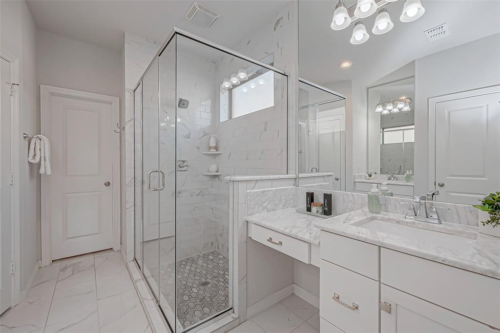 8934 Stanley Oak Drive, Missouri City, Texas image 26