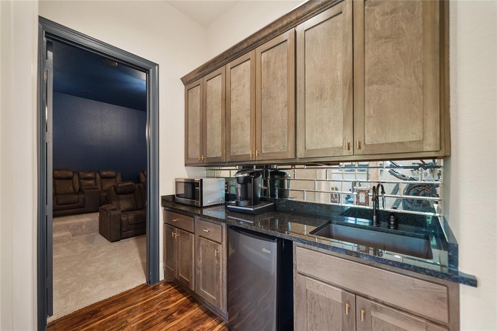 2314 Red Fox Drive, Missouri City, Texas image 35