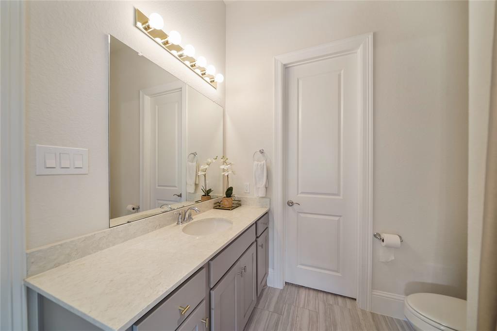 2314 Red Fox Drive, Missouri City, Texas image 32