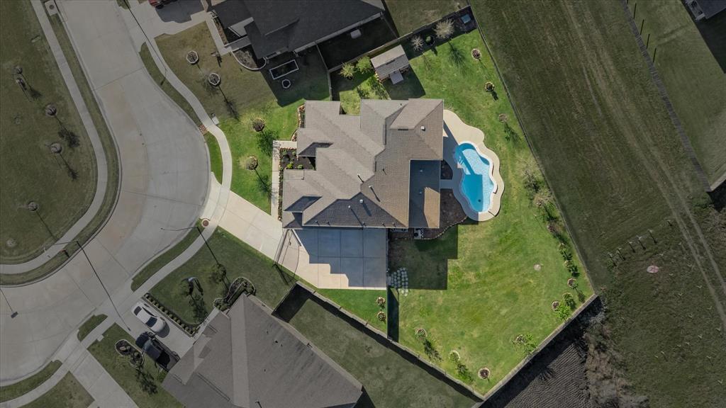 14103 Gretzky Drive, Mont Belvieu, Texas image 29