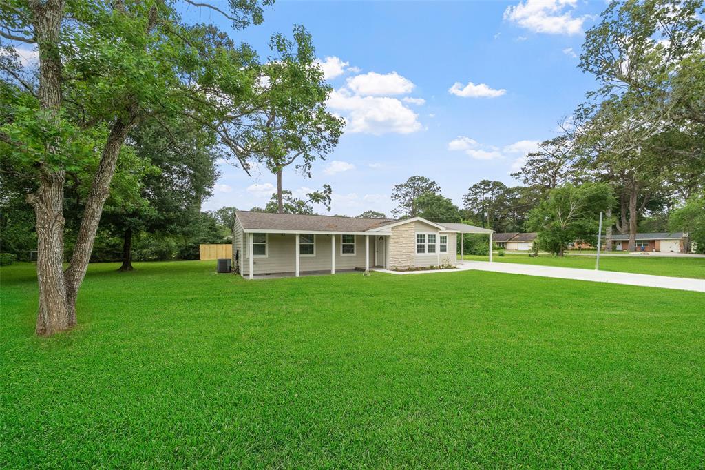 5117 Winding Way Way, Dickinson, Texas image 24