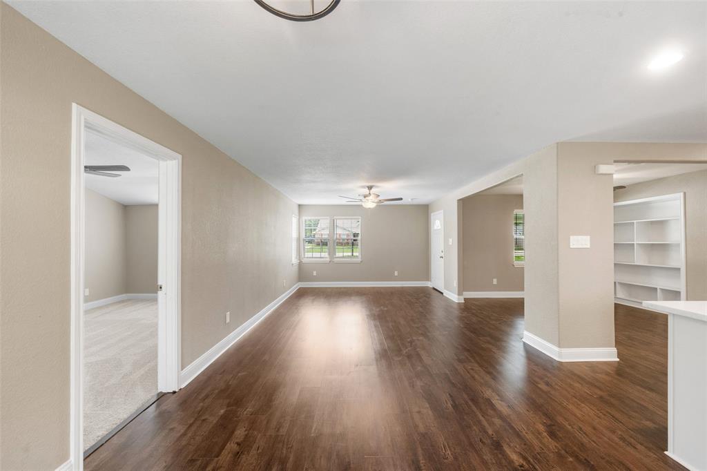 5117 Winding Way Way, Dickinson, Texas image 17