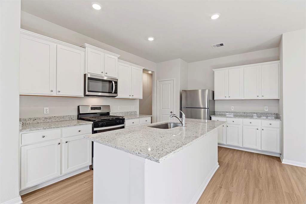 2558 Green Jasper Drive