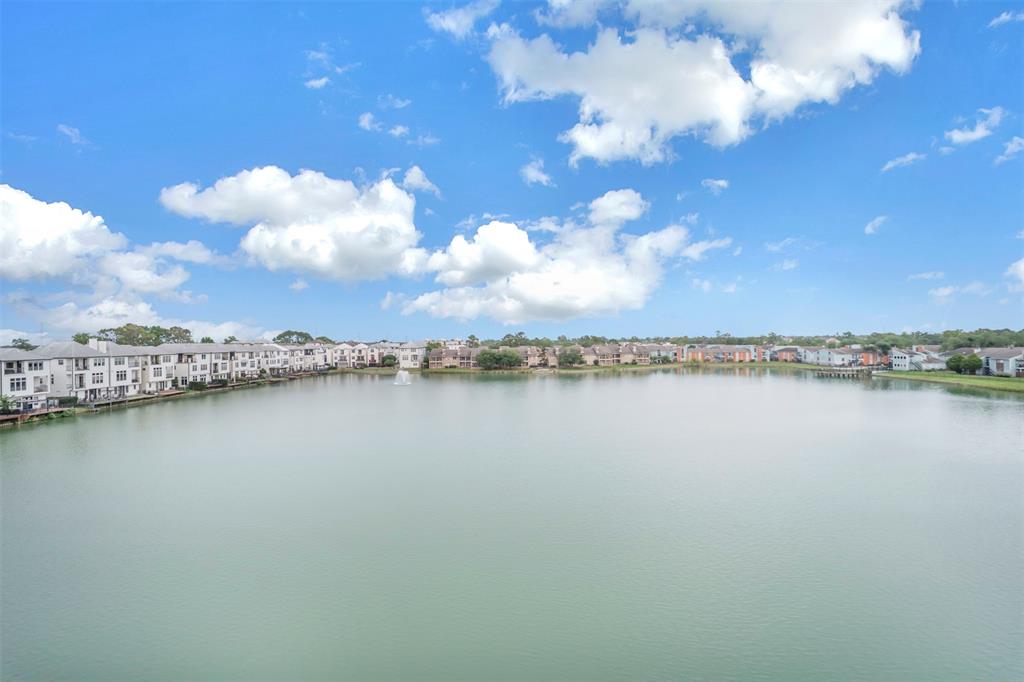 2202 Lakeshore Edge Drive, Houston, Texas image 37