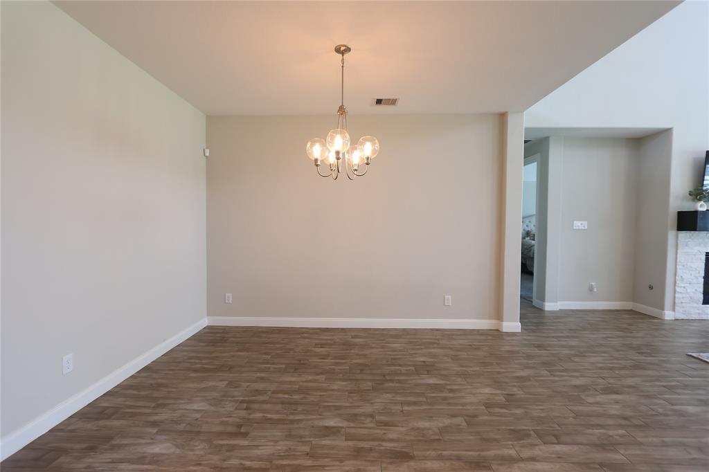 5803 Platinum Lakes Court, Richmond, Texas image 12