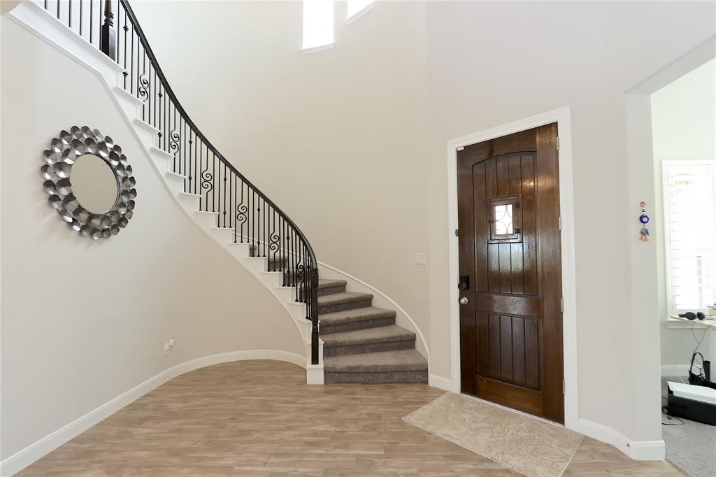 5803 Platinum Lakes Court, Richmond, Texas image 6