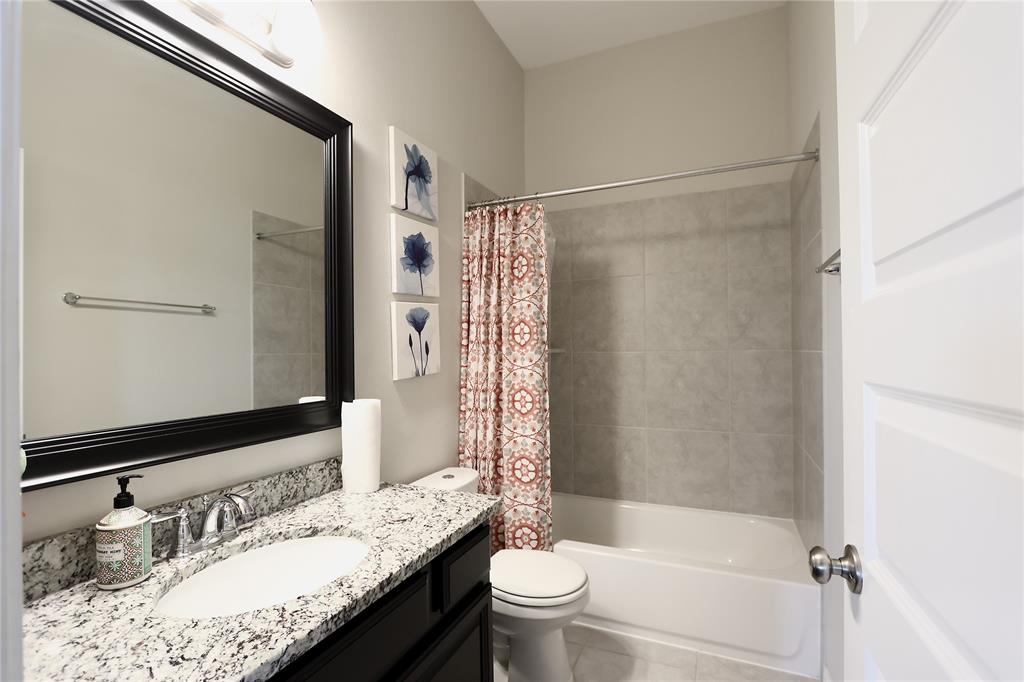 5803 Platinum Lakes Court, Richmond, Texas image 26