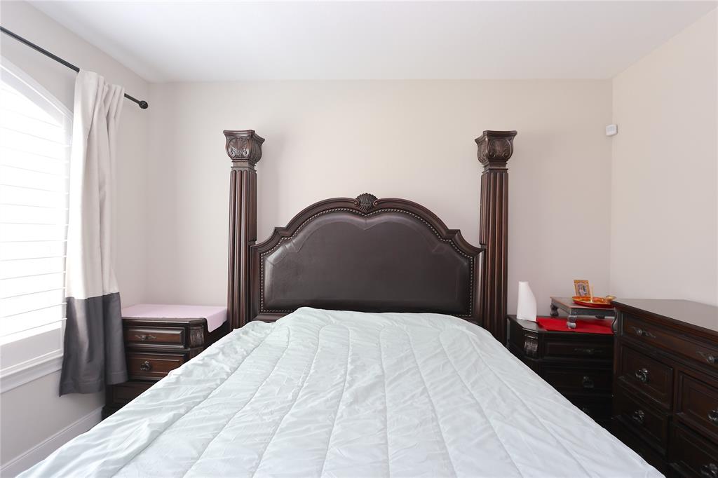 5803 Platinum Lakes Court, Richmond, Texas image 17