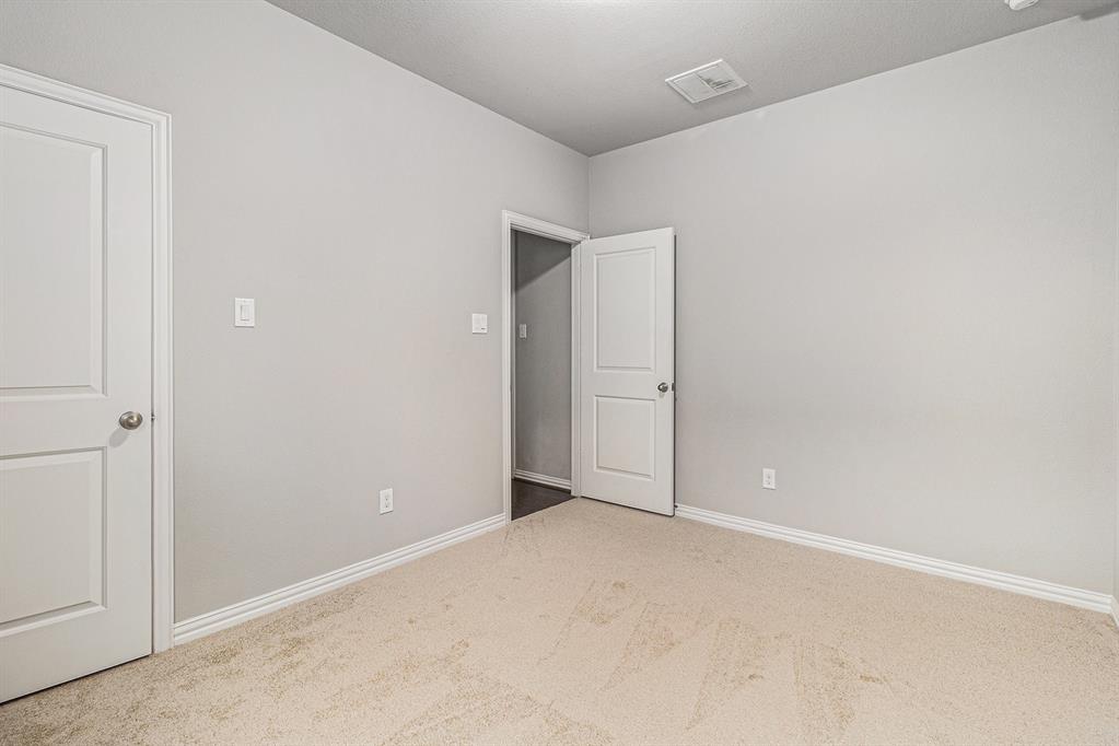 28007 Castle Park Lane, Fulshear, Texas image 33