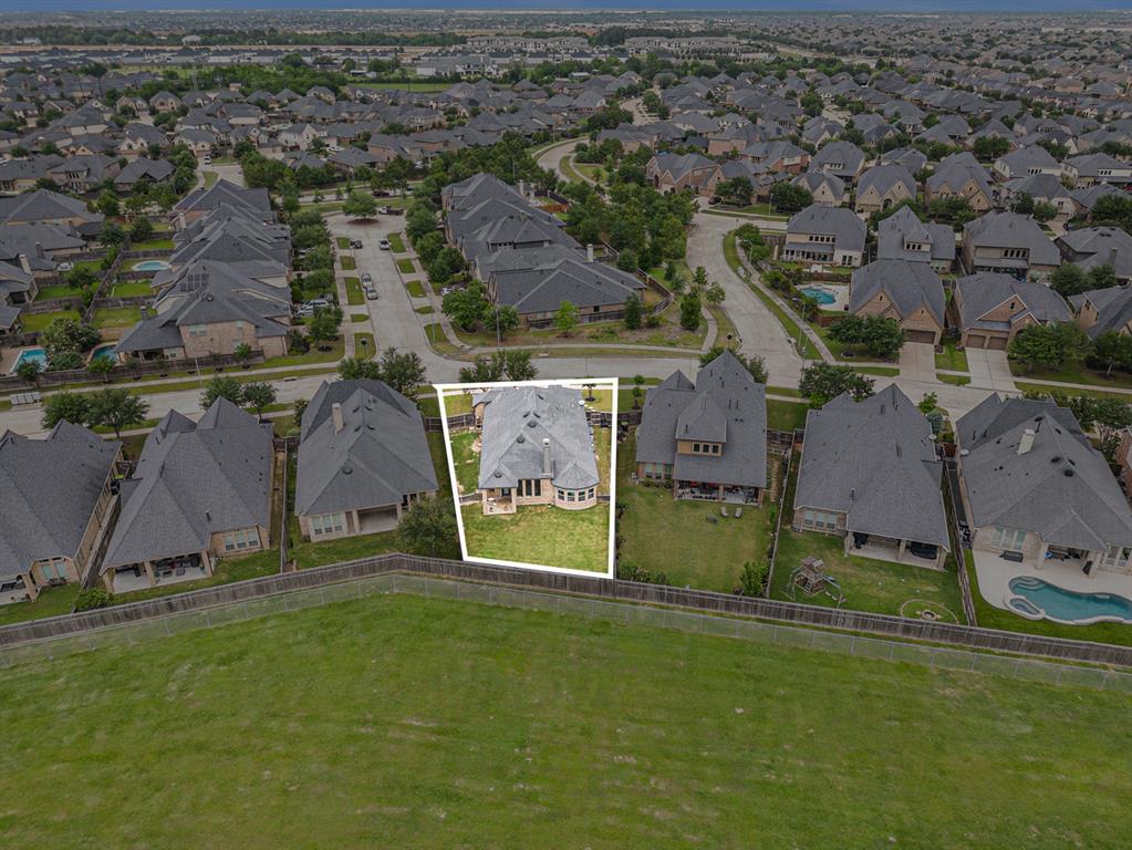 28007 Castle Park Lane, Fulshear, Texas image 40