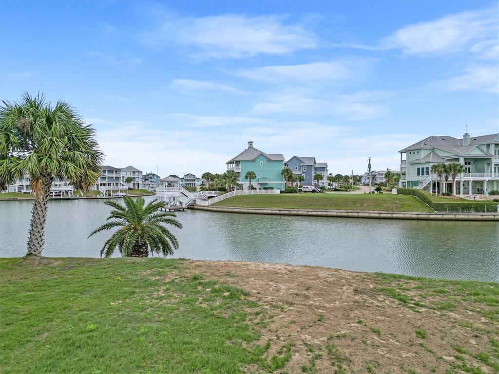 4003 S Sunset Bay Drive, Galveston, Texas image 11