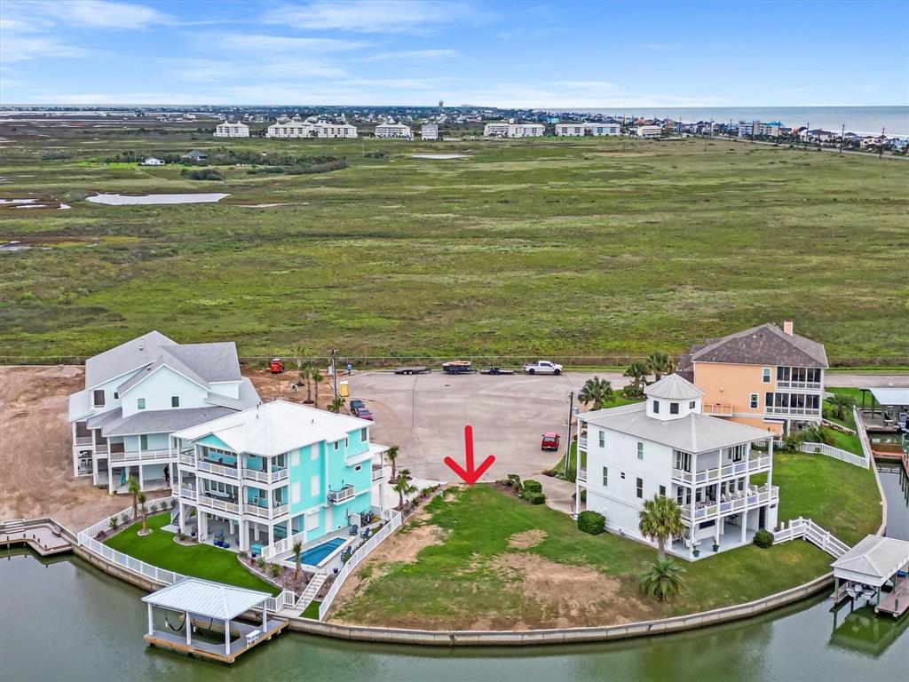 4003 S Sunset Bay Drive, Galveston, Texas image 3