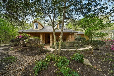 Single Family Residence in Conroe TX 11979 White Oak Pass.jpg