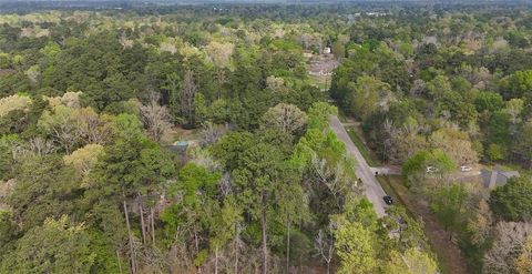 A home in Conroe