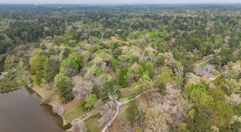 A home in Conroe