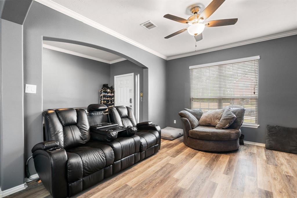 22902 Jetty Manor Lane