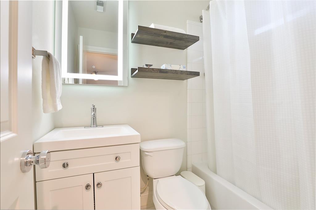 1322 Goliad Street, Houston, Texas image 8