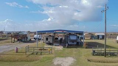 Photo of 1129 N Monkhouse Drive, Crystal Beach, TX 77650 (MLS # 43637310)