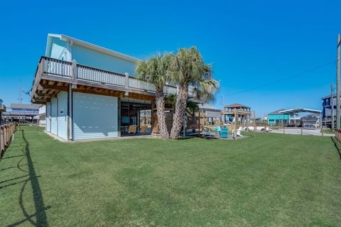 A home in Crystal Beach