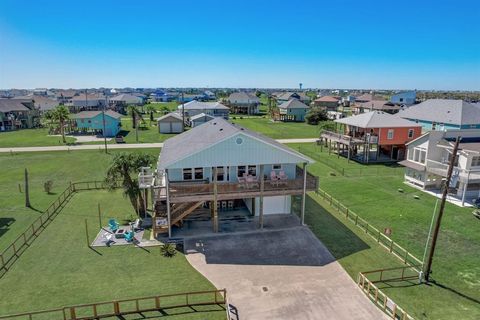 A home in Crystal Beach