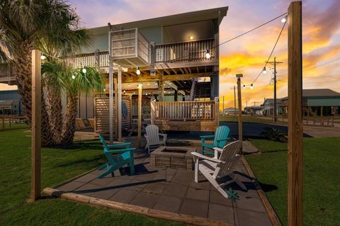 A home in Crystal Beach