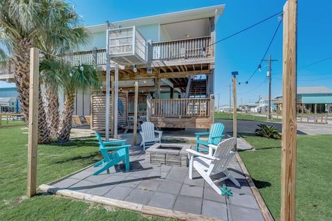 A home in Crystal Beach