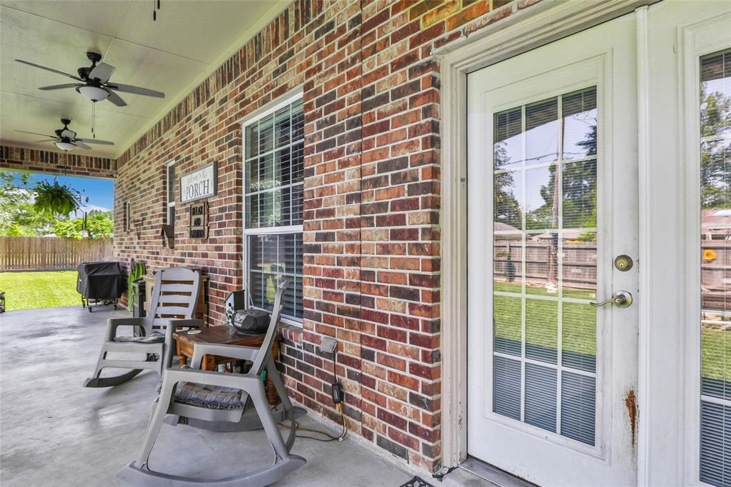 2511 Maple Street, Liberty, Texas image 4
