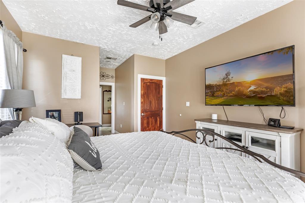 2511 Maple Street, Liberty, Texas image 32