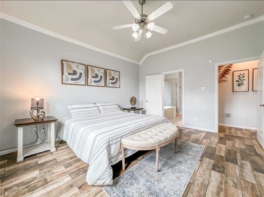 301 Cabernet Drive, Alvin, Texas image 15