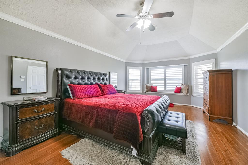 18703 Aquatic Drive, Humble, Texas image 27