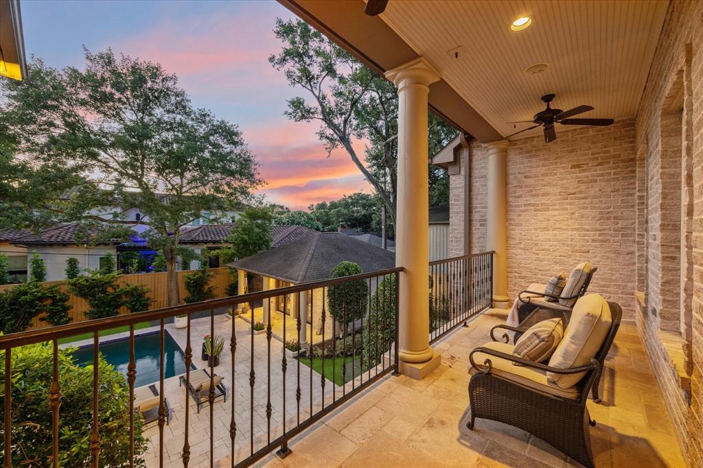 5440 Huckleberry Lane, Houston, Texas image 22