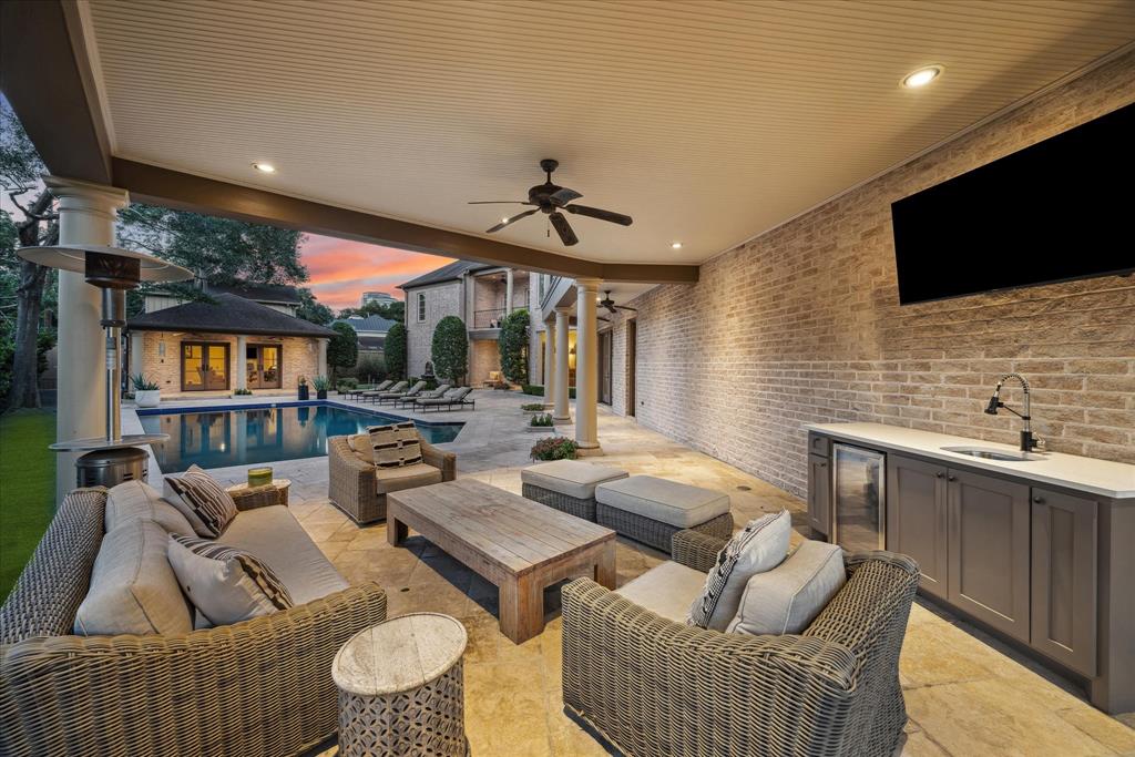 5440 Huckleberry Lane, Houston, Texas image 35