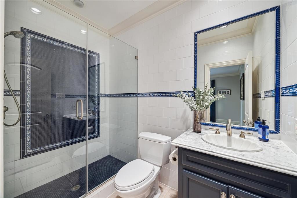 5440 Huckleberry Lane, Houston, Texas image 33