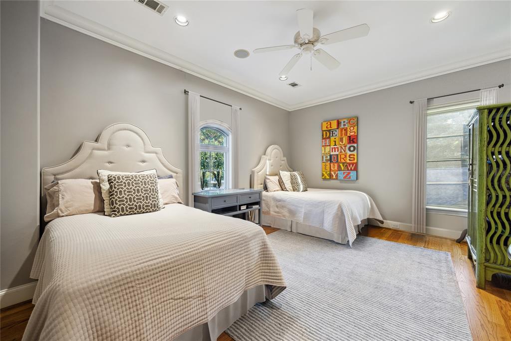 5440 Huckleberry Lane, Houston, Texas image 20