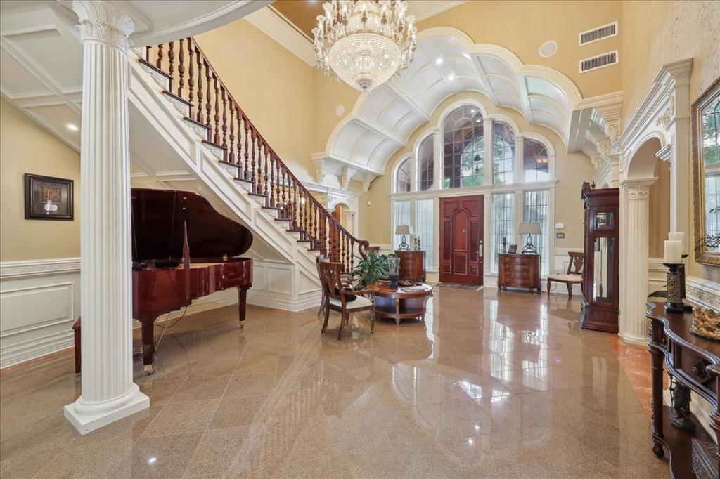 7510 Shadow Creek Drive