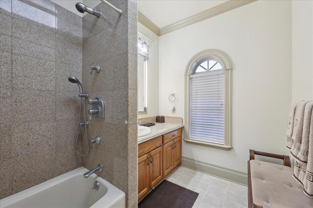 Beaumont, Texas, 77707, United States, 6 Bedrooms Bedrooms, ,10 BathroomsBathrooms,Residential,Active,1862916