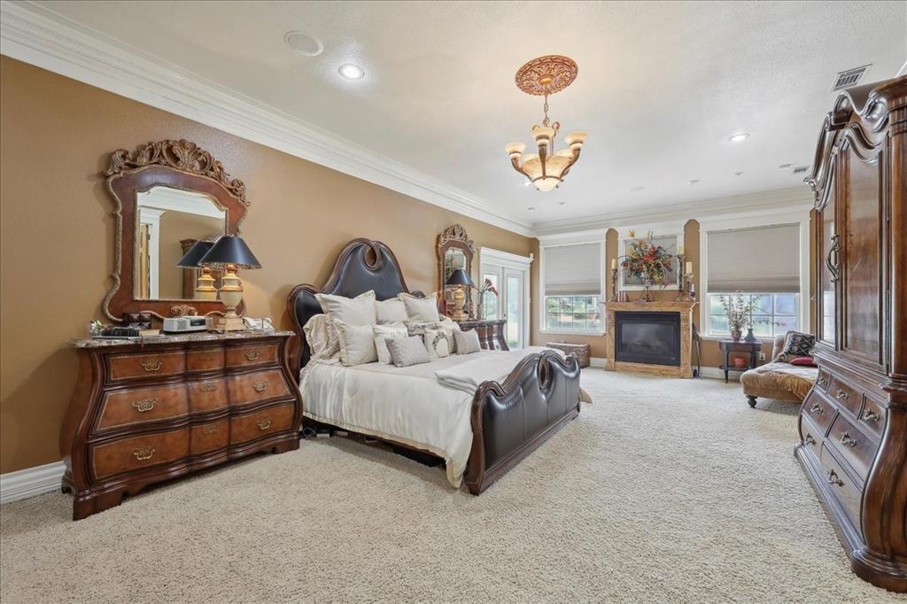 Beaumont, Texas, 77707, United States, 6 Bedrooms Bedrooms, ,10 BathroomsBathrooms,Residential,Active,1862916