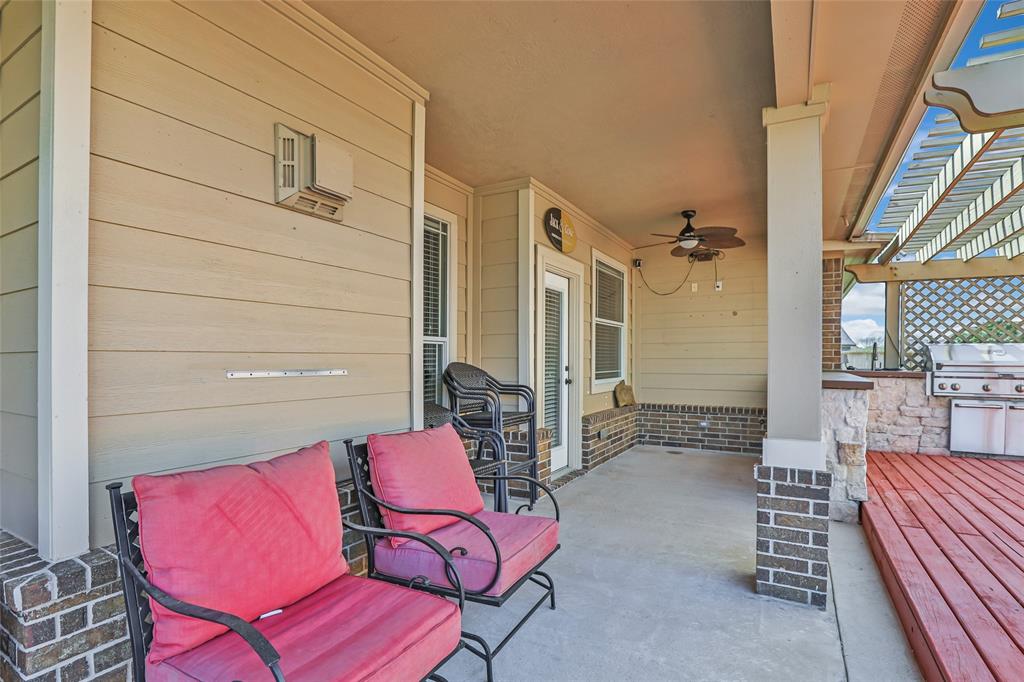 14007 Tobago Court, Mont Belvieu, Texas image 12